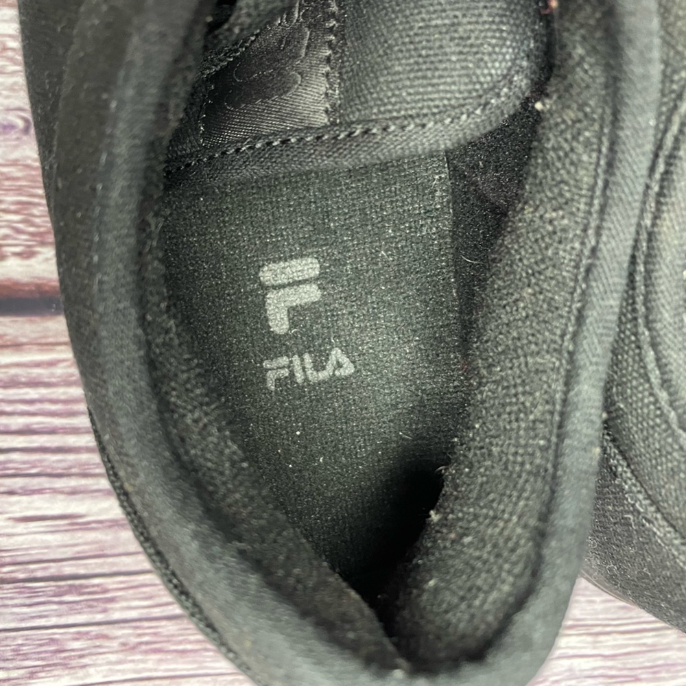 Black Canvas Fila Sneakers Men’s Size 7 - Picture 10 of 12